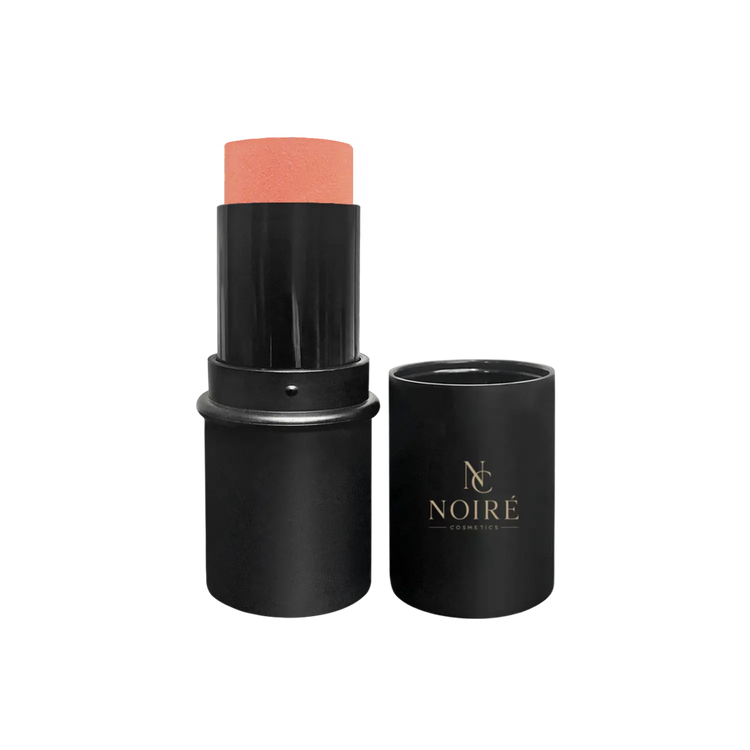 Läppar NOIRÉ COSMETICS